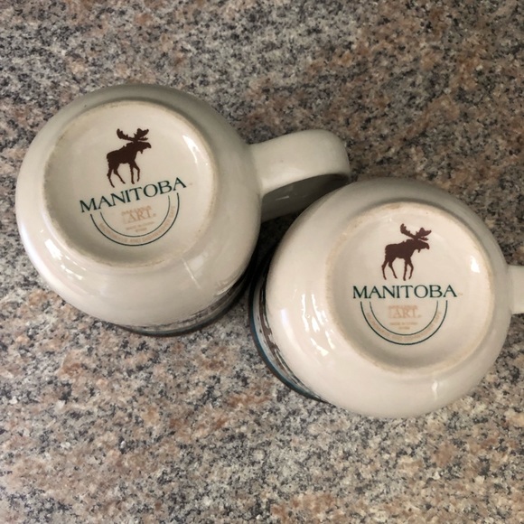 Manitoba Moose Bear Wolf Green Brown Set of 2 Ceramic Coffee Cups Mugs - Picture 3 of 4